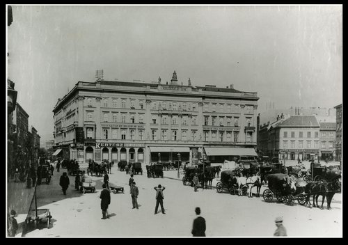 Pesti Magyar Kereskedelmi Bank székháza 1895.jpg